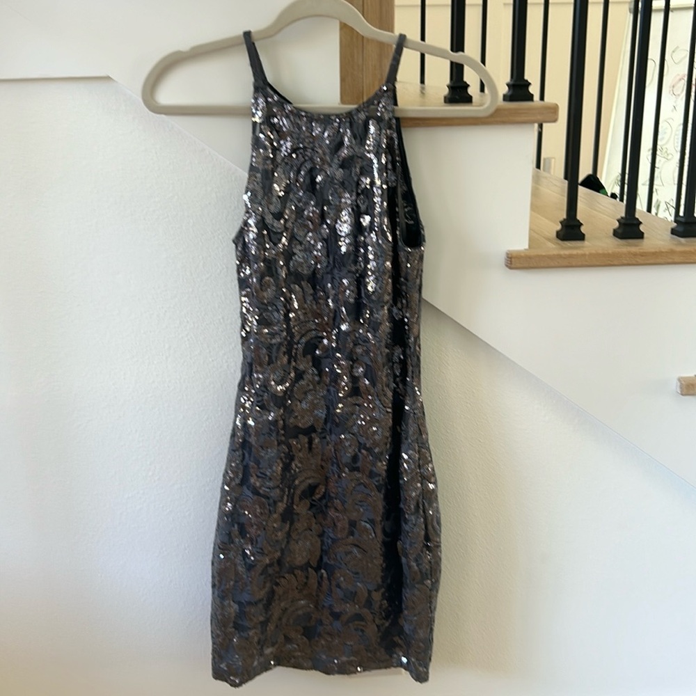 Beautiful Women’s sequin grey dress, size 5
